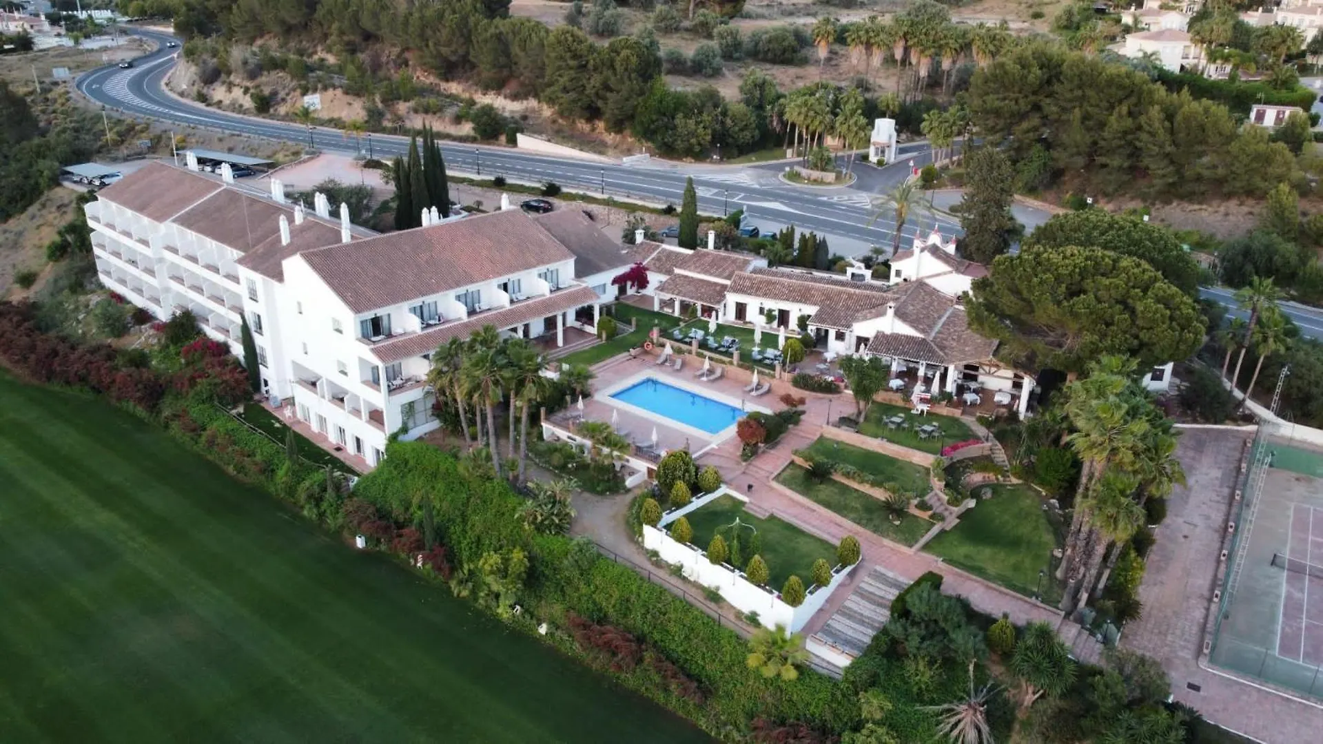 Golf Hotel Alhaurin مالقة